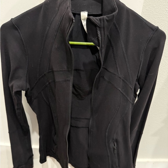 Lululemon jacket - Picture 4 of 4